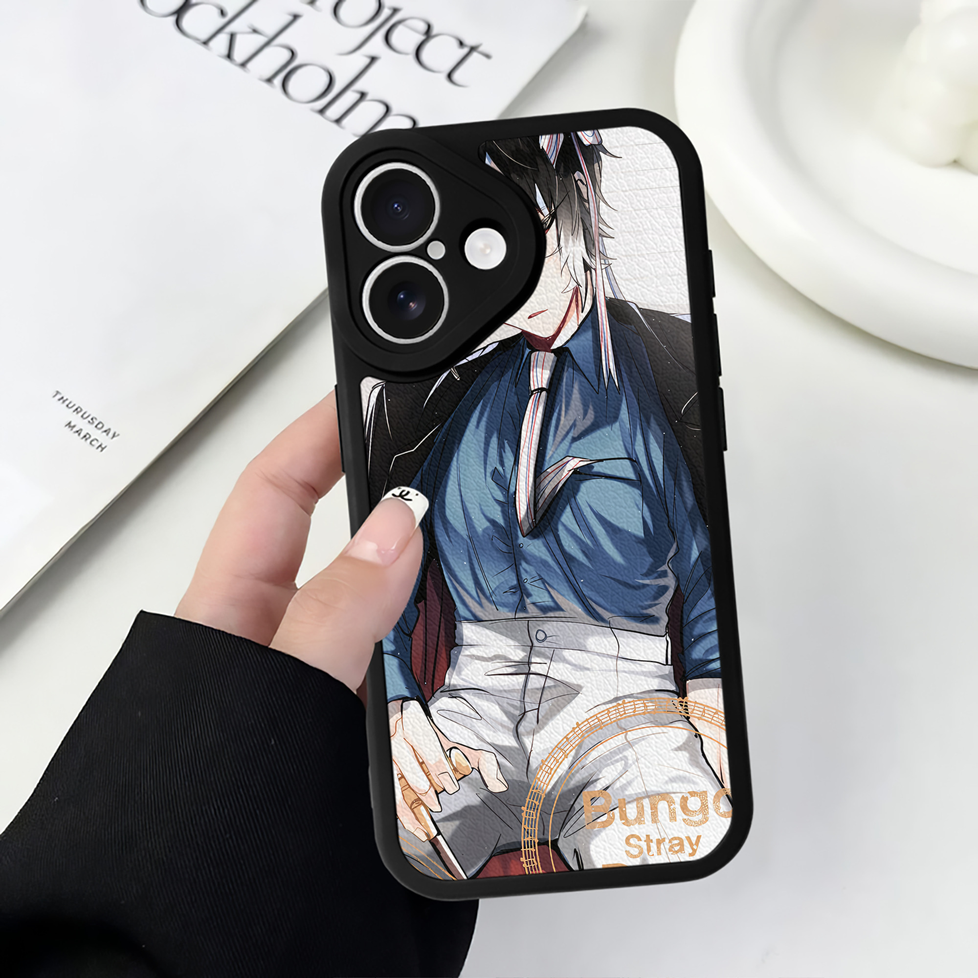 （画像用） 文豪ストレイドッグス Bungo Stray Dogs 【iPhone 16シリーズ対応】シリコンスマホケース（レザー調） 材質：シリコン
